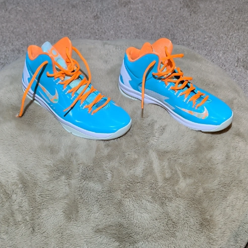 Nike Kids Mid-Top Basketball Sneakers in Turquoise & Neon Orange